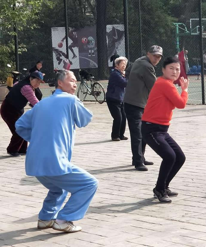 ڹ